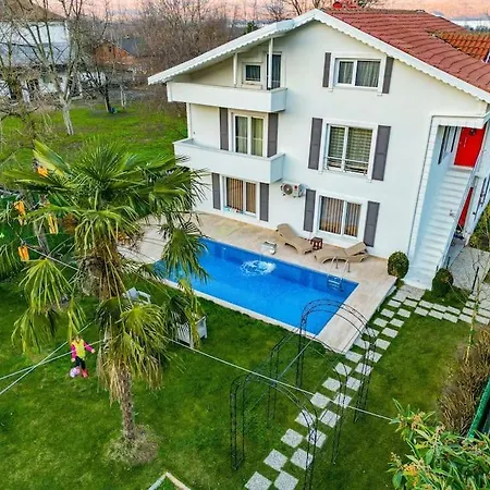 Villa Atlas